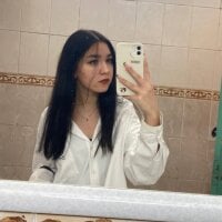 ReneeRehnert webcam model