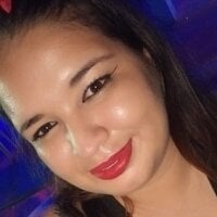 KimJStom model avatar