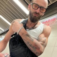 Antonio_Vatooo webcam model