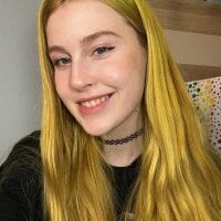 lola_forever webcam model