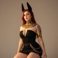 megan_whitee__