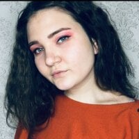 lina_rosse_'s Offline Chat Room