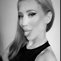 EmilyDrews1's Avatar Pic