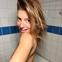 CheekyDana naked strip on webcam for live sex chat