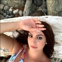 Lisa_annxxx's Offline Chat Room