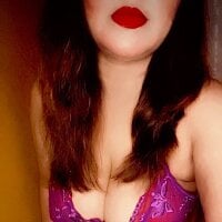 CurvyTiaa model avatar