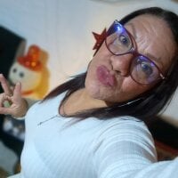 ห้องแชทออฟไลน์ของ tu_reina_hot