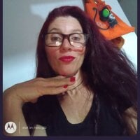 Alicia_inblack