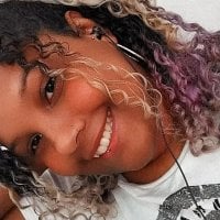 LaryBombomLive Webcam