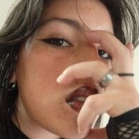 Moonwiny's Profile Pic