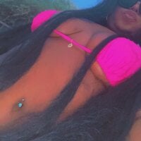 darkandlovelyy's Offline Chat Room