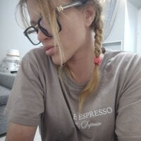 AlfaAngela webcam