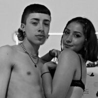 laura_and_andres_'s Offline Chat Room