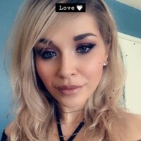 xxanonymissxx's Offline Chat Room