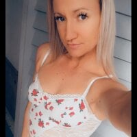 kiwimilf111 webcam model