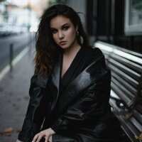 Belle_Doyle's Offline Chat Room