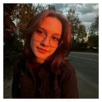 EmiilyRich's Offline Chat Room