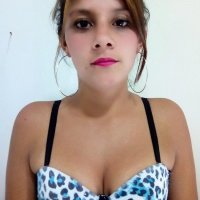 Violeta_Hot01's Offline Chat Room