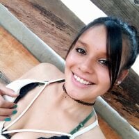 Shannel_blow webcam