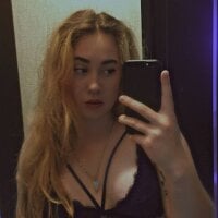 DonnaYoung offline chatrum
