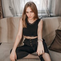 غرفة دردشة ABIGAIL_SWEETY دون اتصال