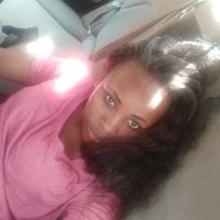 worldebony's Offline Chat Room