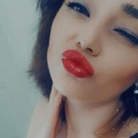 Reya_squirtxxx's Offline Chat Room