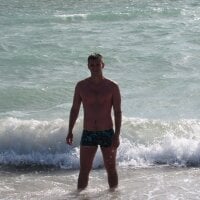 ztigrousz's Avatar Pic