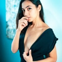 Lana_Bonnet's Offline Chat Room