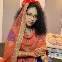 umatrayi_ webcam model