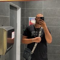 غرفة دردشة NoLimitsjustFun دون اتصال