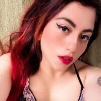 Natasha_Rous Adlı Modelin Çevrimdışı Sohbet Odası