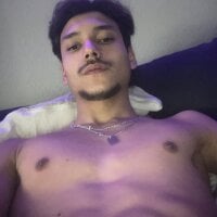 TyroneeDE webcam