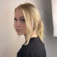 DanielaBery офлайн чат стая