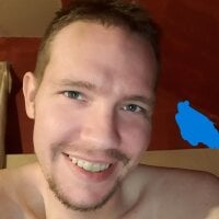 KevinDeseray89's Offline Chat Room