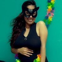 ABIGAIL_23aa's Offline Chat Room