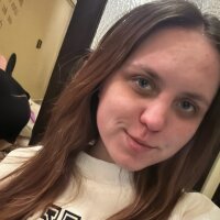 Marisweetone's Offline Chat Room