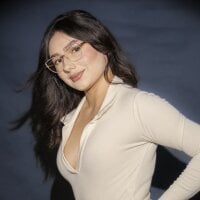 EmilyTurneer webcam model