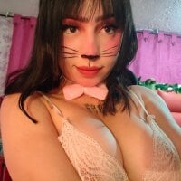 Kitty_Melodi webcam