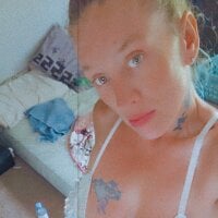 QueenOf1Spade90 webcam