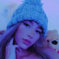 Clarasandoval's Offline Chat Room