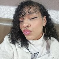 Miagates_tay webcam model