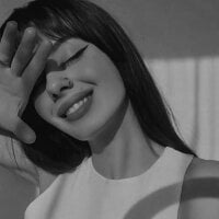 Jasmine_Peeks' Offline Webcam Chat