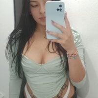 cherrypetite_r webcam model