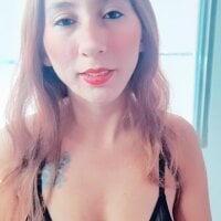 dirtyjilary021 Adlı Modelin Çevrimdışı Sohbet Odası