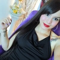 EmiTranny's Avatar Pic