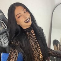 selena_robertss_ webcam