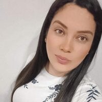 katty-benet webcam model