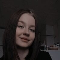 AnnisHazlett model avatar