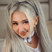 ValentiinaGomez__ Adlı Modelin Çevrimdışı Sohbet Odası